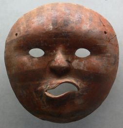 Maske_Peru_Vicús_1_Slg_Ebnöther